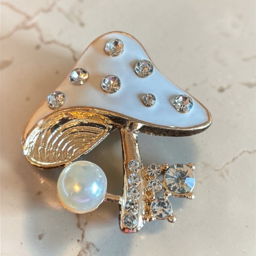 Mint‎ Gold-Tone White Enamel Mushroom Brooch with Pearl & Clear Crystals